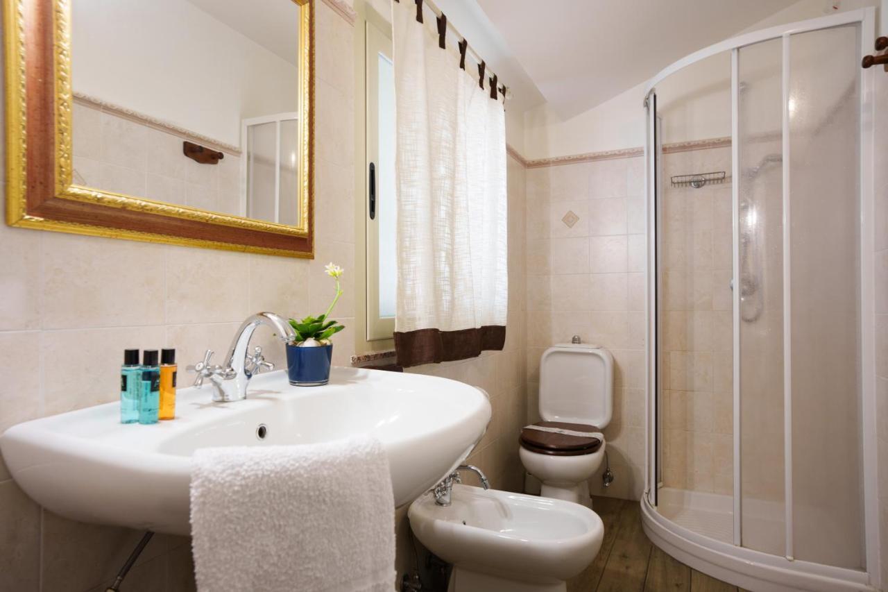 Quattro Torri B&B 圣泰雷萨迪里瓦 外观 照片